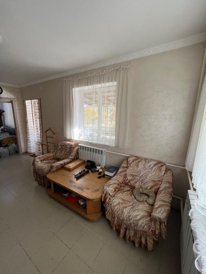 Чистые Пруды Bishkek Exterior foto